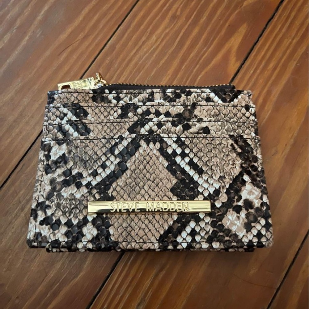 Steve Madden Mini Wallet (Snakeskin)